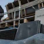 Toit en ardoise prix au m2 : tarifs de chantier, ardoises